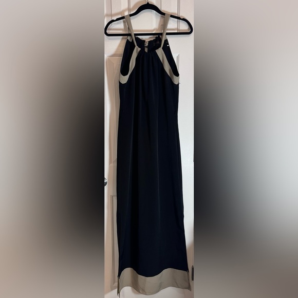 The Limited, Black and Beige Maxi Dress, ties around neck, 21 inch side splits S - Picture 11 of 16